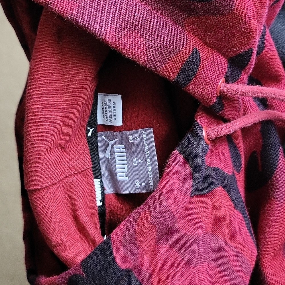 PUMA Red Camo Hoodie Size Small - Picture 7 of 8
